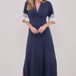 Kaftan Longo em Viscose com Renda Chantilly Heloísa