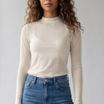 Blusa Manga longa em Tule