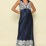 Camisola Longa em Cetim com Renda Milena - Miss Victtoria