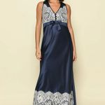 Camisola Longa em Cetim com Renda Milena - Miss Victtoria