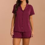 Short Doll Manga curta com Botões Merlot Chic