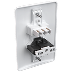 1 Interruptor Paralelo 10A + 1 Tomada 2P+T 20A/250Vca Engate Convencional com placa Milleniun (39212)
