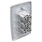 Tomada Tripla  Conjugada 2P+T 10A/250Vca Engate Convencional com placa Mec-Plus (39874)