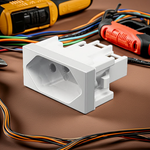 Módulo Tomada 2P+T 20A/250Vca Engate Convencional Branco Brilho (39017)