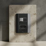 1 Interruptor Simples Soft + 1 Tomada 2P+T 10A/250Vca Engate Convencional com placa Rapid Preta (39807)