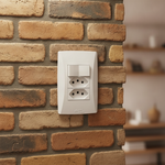 1 Interruptor Simples + 2 Tomadas 2P+T 20A/250Vca Engate Convencional com placa Petra (39904)