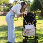 Mochila 2x1 com Chaveiro de Laço Xadrez Rose