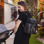 Mochila 2x1 Preto com detalhe Matelado