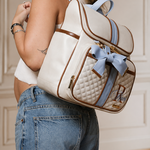 Mochila 2x1 Off, Azul e Caramelo com detalhe em Matelasse