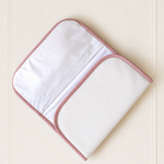 Trocador Portátil Off White com Rose