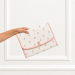 Porta Laço Off White com Bordado Floral