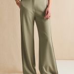 Calça Reta Niri Pistache