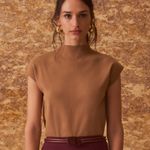 Blusa Gola Tricot Camelo
