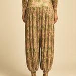 Calça Plissada Tule Garden Estampado