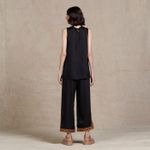 Calça Acetinada Bordada