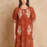 Vestido Bordado Tela