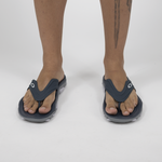 Chinelo Oakley Titan
