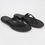 Chinelo Oakley Operative Heritage Jet Black