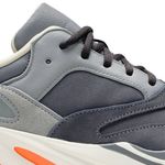 Tênis Adidas Yeezy 700 Magnet