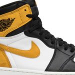 Tênis Air Jordan 1 Retro High OG Yellow Ochre