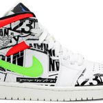 Tênis Air Jordan 1 Mid Over-Print Logos