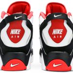 Tênis Nike Air Barrage Mid University Red