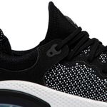 Tênis Nike Joyride Run FK Oreo