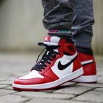 Tênis Air Jordan 1 Retro High OG Chicago 2015