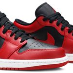 Tênis Air Jordan 1 Low Reverse Bred