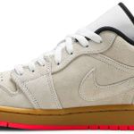 Tênis Air Jordan 1 Low White Gym Yellow