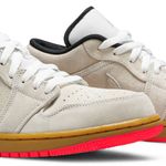Tênis Air Jordan 1 Low White Gym Yellow