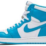 Tênis  Air Jordan 1 Retro High OG UNC