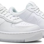 Tênis Nike Air Force 1 Shadow Triple White