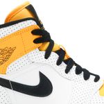 Tênis Air Jordan 1 Mid Perforated - White University Gold