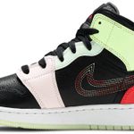 Tênis Air Jordan 1 Mid Glow In The Dark