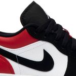 Tênis Air Jordan 1 Low Black Toe