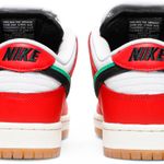 Tênis Nike Frame Skate x Dunk Low SB Habibi