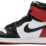 Tênis  Air Jordan 1 Retro High OG Black Toe 2016
