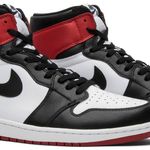Tênis  Air Jordan 1 Retro High OG Black Toe 2016