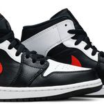 Tênis  Air Jordan 1 Mid Chile Red
