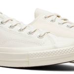 Tênis Comme des Garçons Play x Chuck 70 Ox Play