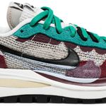 Tênis Nike Sacai x VaporWaffle SP Villain Red