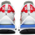 Tênis Nike Sacai x VaporWaffle Sail