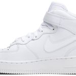 Tênis Nike Air Force 1 Mid Triple White