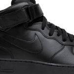 Tênis Nike Air Force 1 Mid Triple Black