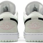Tênis Air Jordan 1 Low SE Barely Green