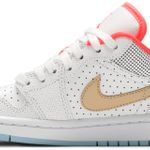 Tênis Air Jordan 1 Low SE White Sesame