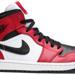 Tênis Air Jordan 1 Mid Chicago Black Toe