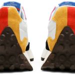Tênis New Balance 327 Pride Collection
