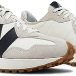 Tênis New Balance 327 Moonbeam Outerspace